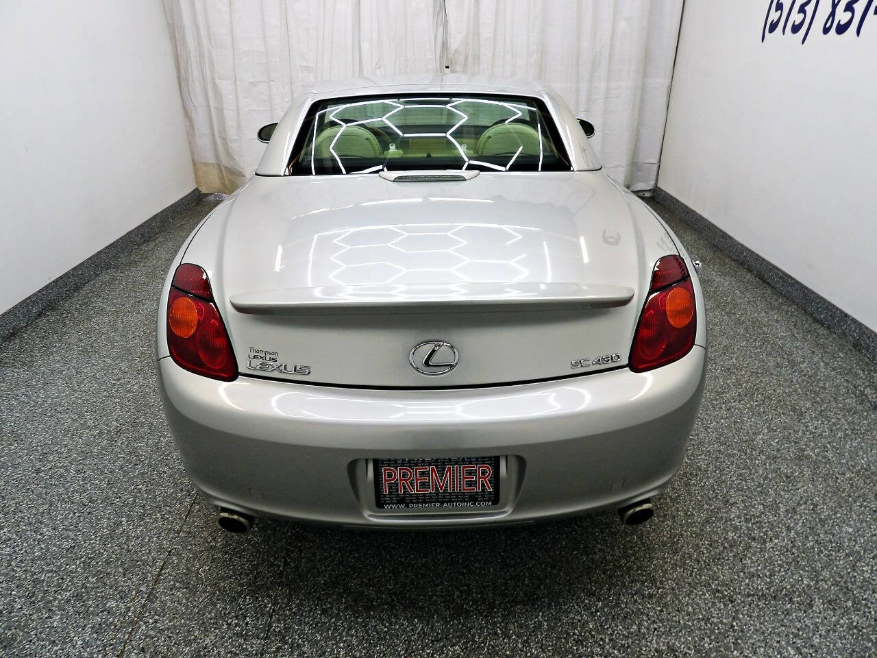 Used 2004 Lexus SC 430 Convertible RWD image 5