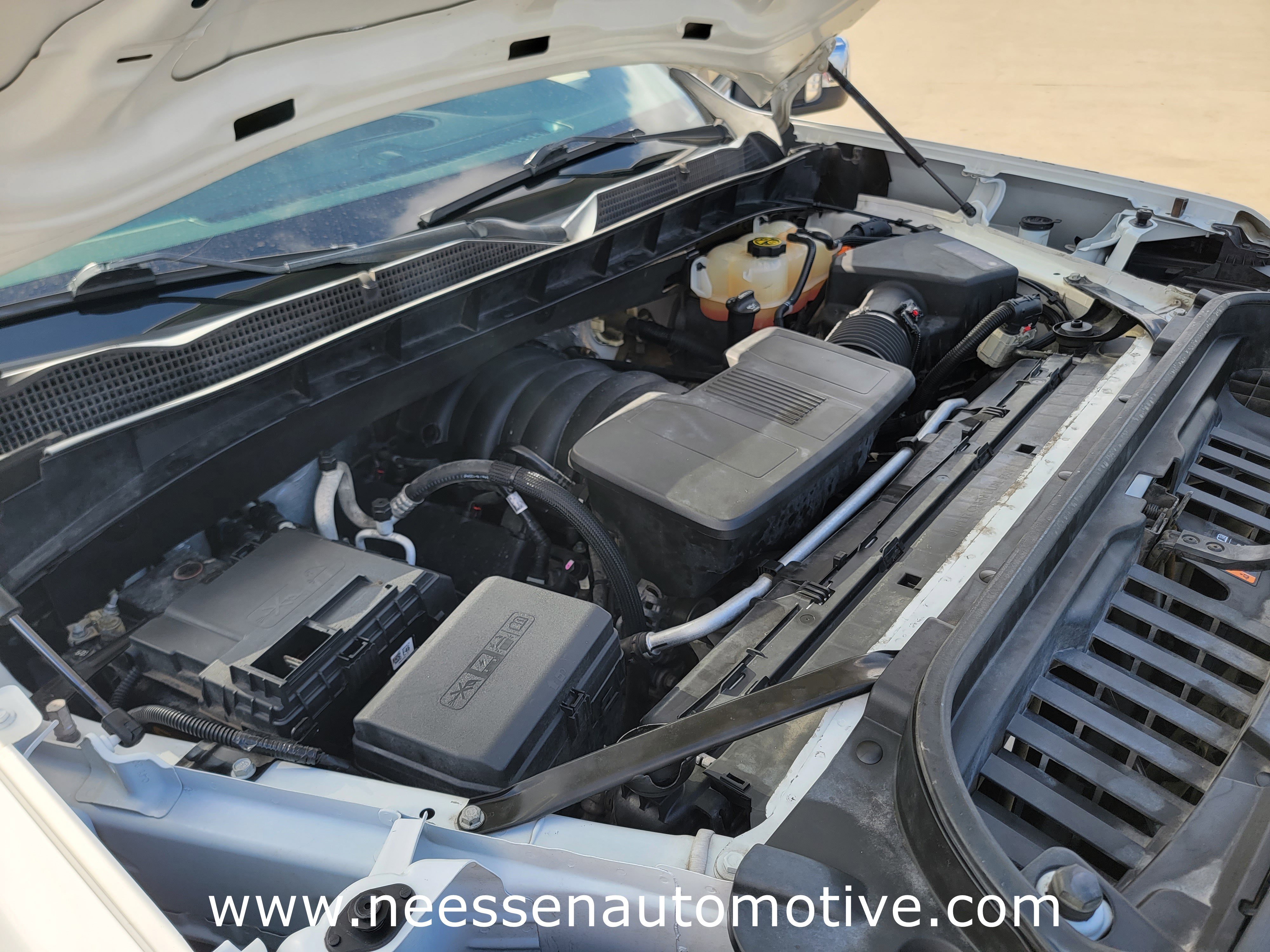 Used 2020 GMC Sierra 1500 2WD Crew Cab w/ Sierra Value Package image 38