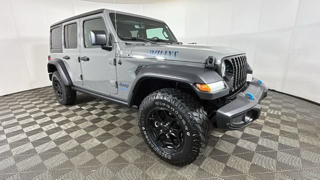 Used 2023 Jeep Wrangler Unlimited w/ Cold Weather Group AWD/4WD image 2