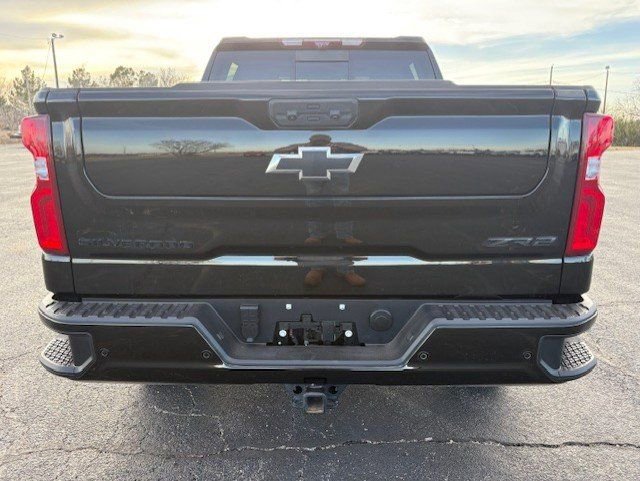 Used 2025 Chevrolet Silverado 1500 ZR2 w/ Technology Package image 5