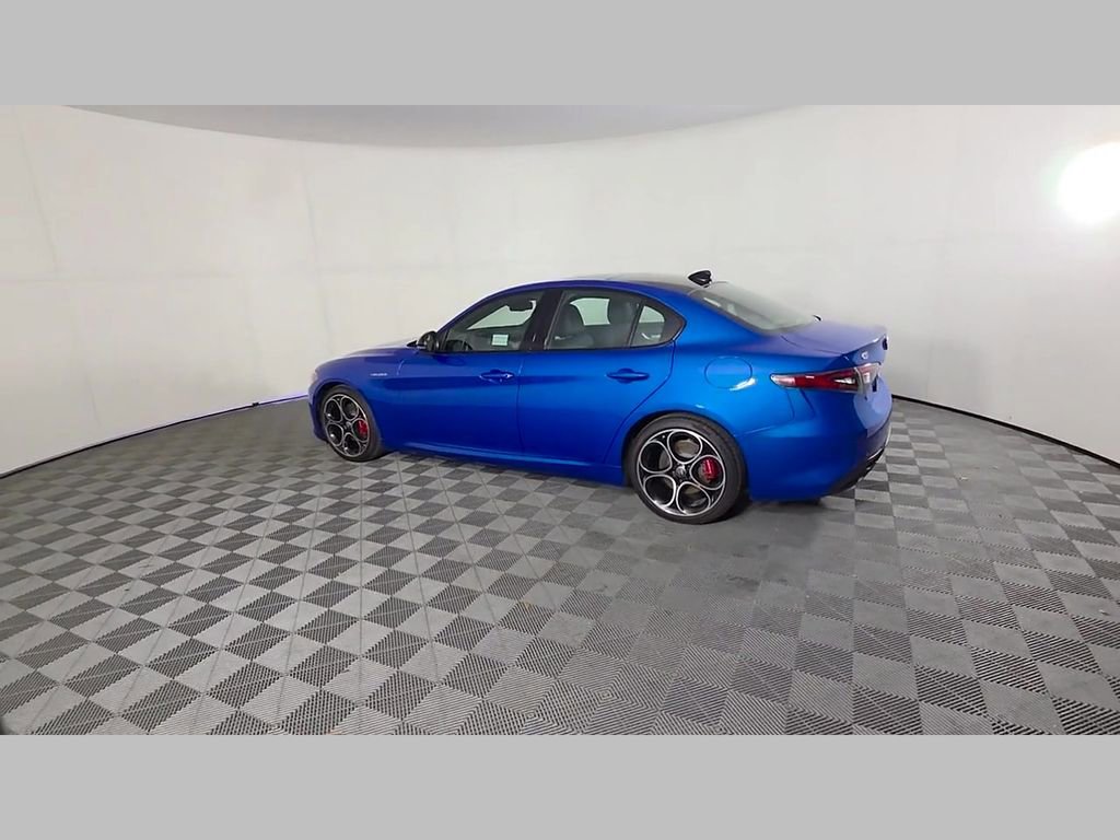 New 2025 Alfa Romeo Giulia image 37