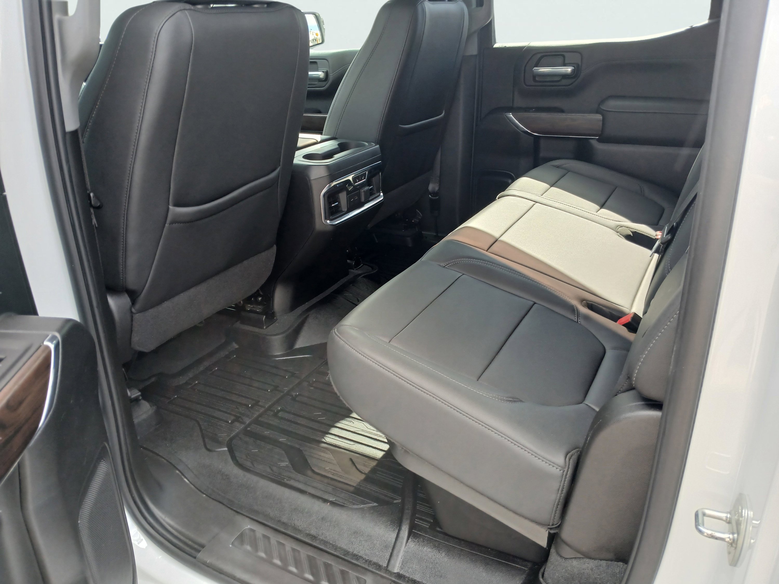 Used 2021 GMC Sierra 1500 SLT w/ SLT Premium Package image 16