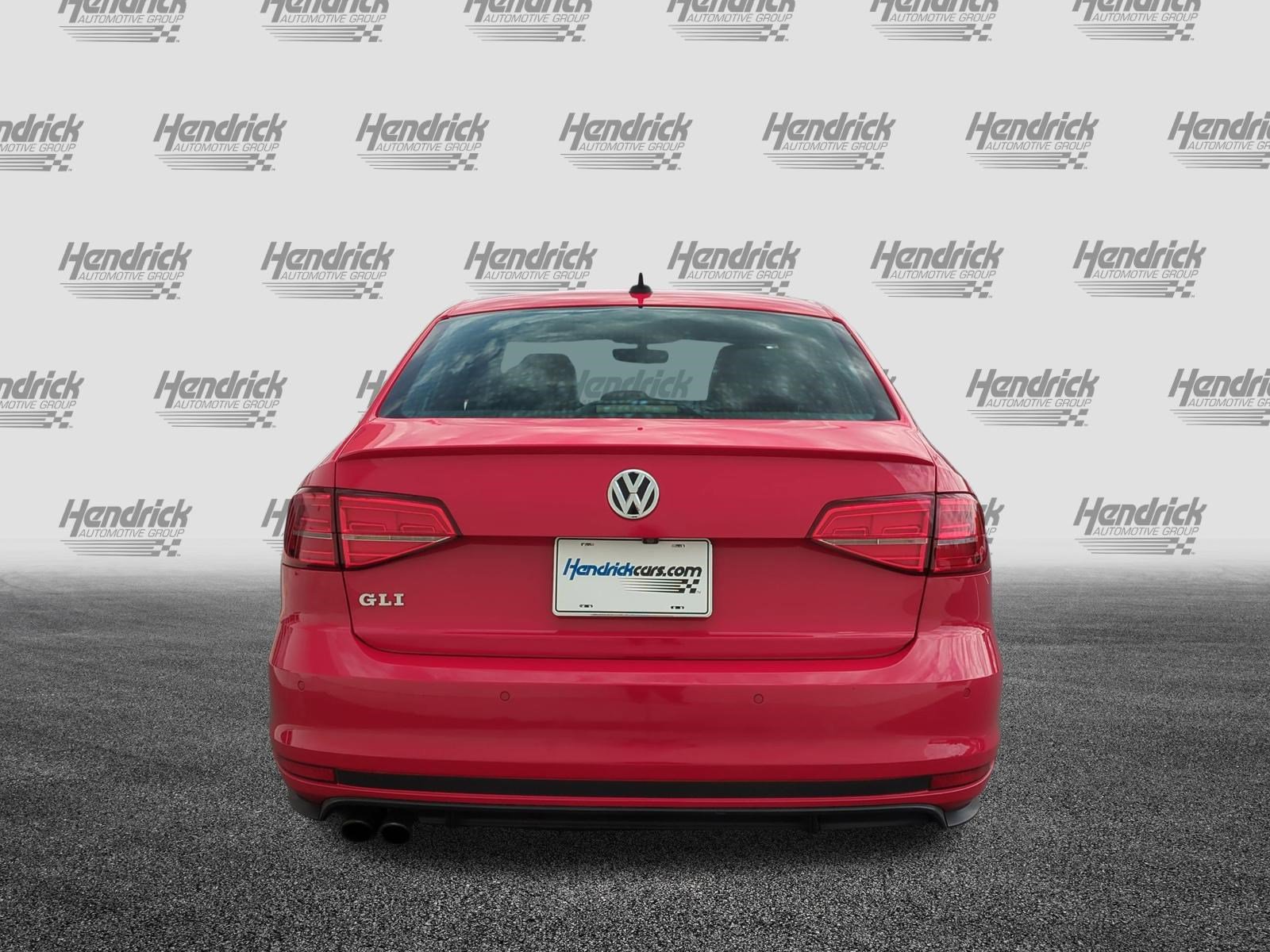 Used 2017 Volkswagen Jetta GLI FWD image 9