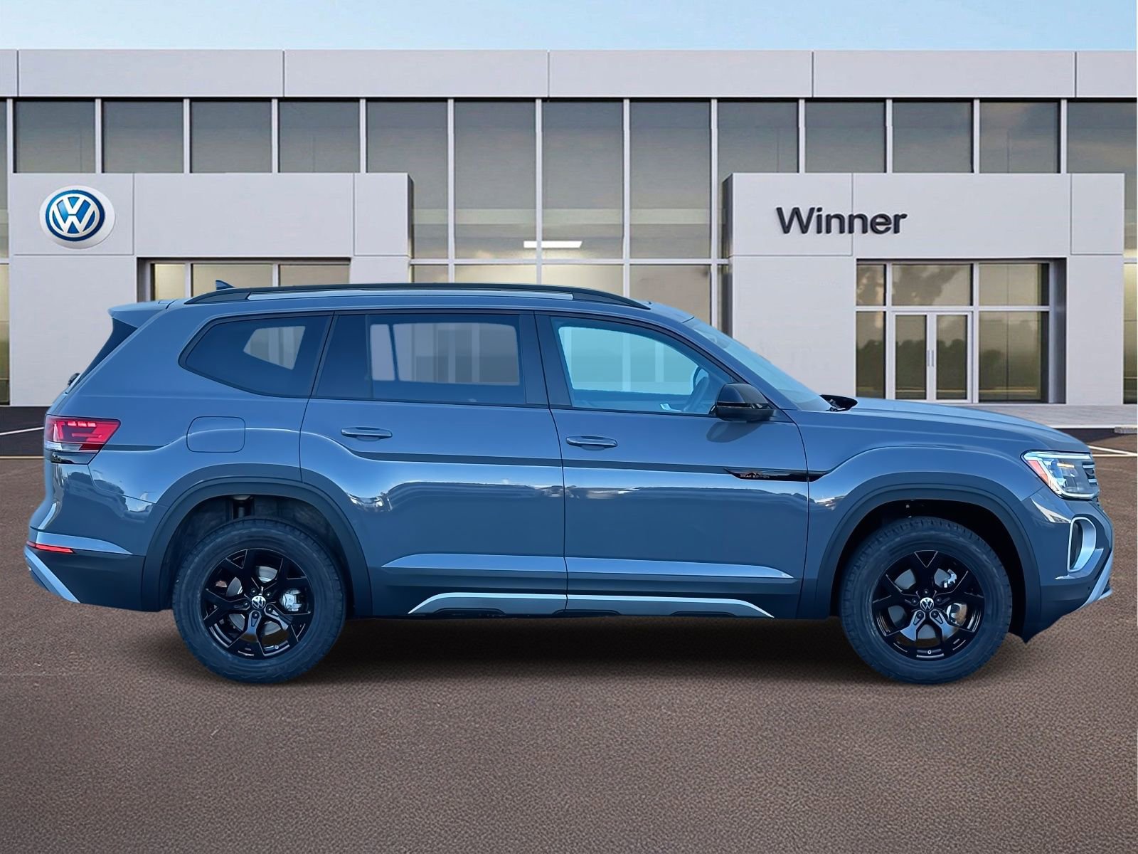 New 2026 Volkswagen Atlas Peak Edition image 6