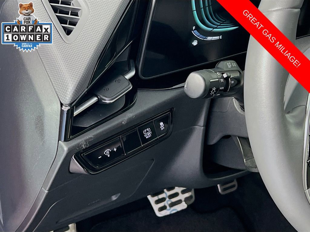 Certified 2023 Kia Niro EX Touring FWD image 11