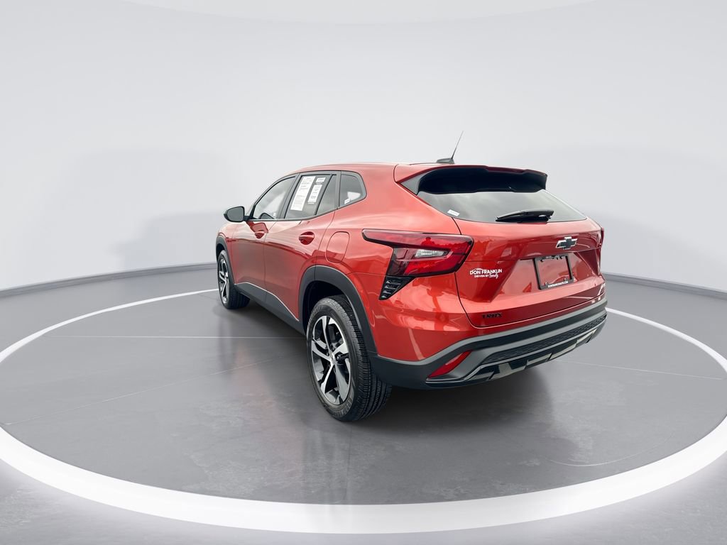 Used 2024 Chevrolet Trax RS w/ Driver Confidence Package image 6