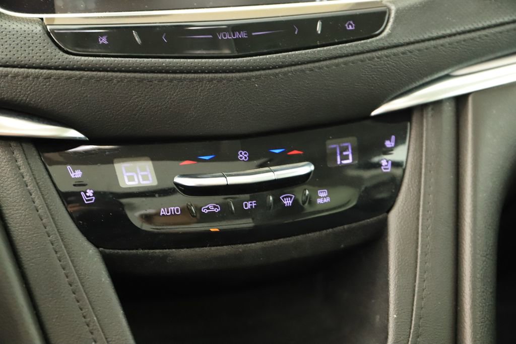 Used 2019 Cadillac XT5 Premium Luxury FWD image 30