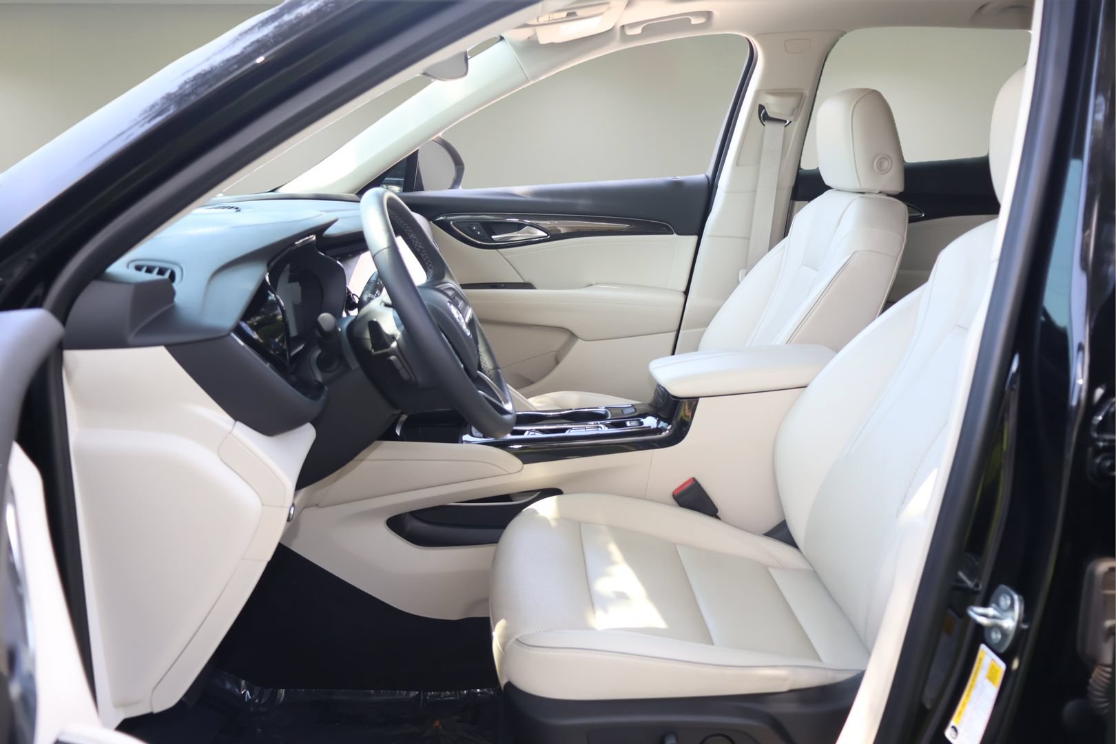 Used 2021 Buick Envision Essence FWD image 11