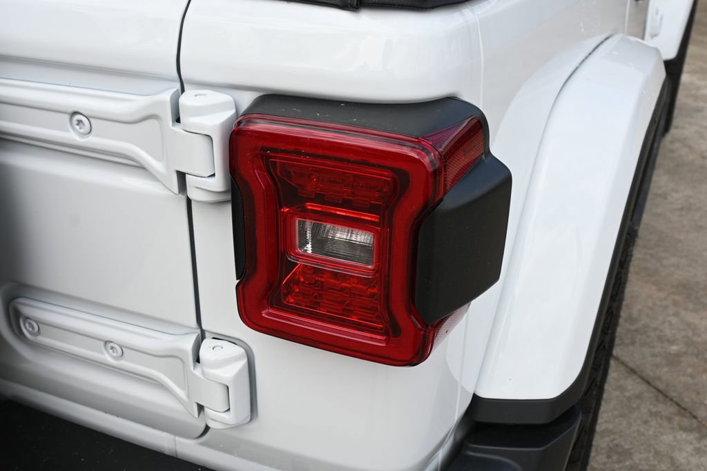 New 2026 Jeep Wrangler Unlimited Sahara AWD/4WD image 19