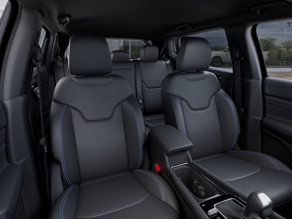 Used 2026 Jeep Compass Limited AWD/4WD image 16