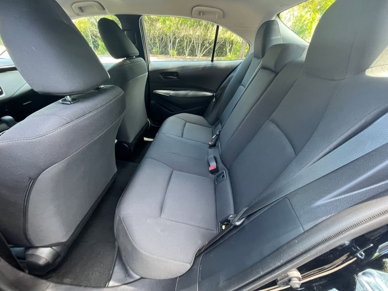 Used 2025 Toyota Corolla LE FWD image 23