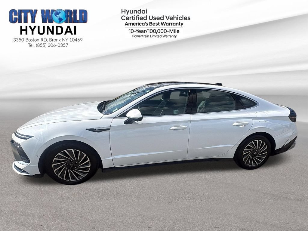 Used 2025 Hyundai Sonata Limited FWD image 2