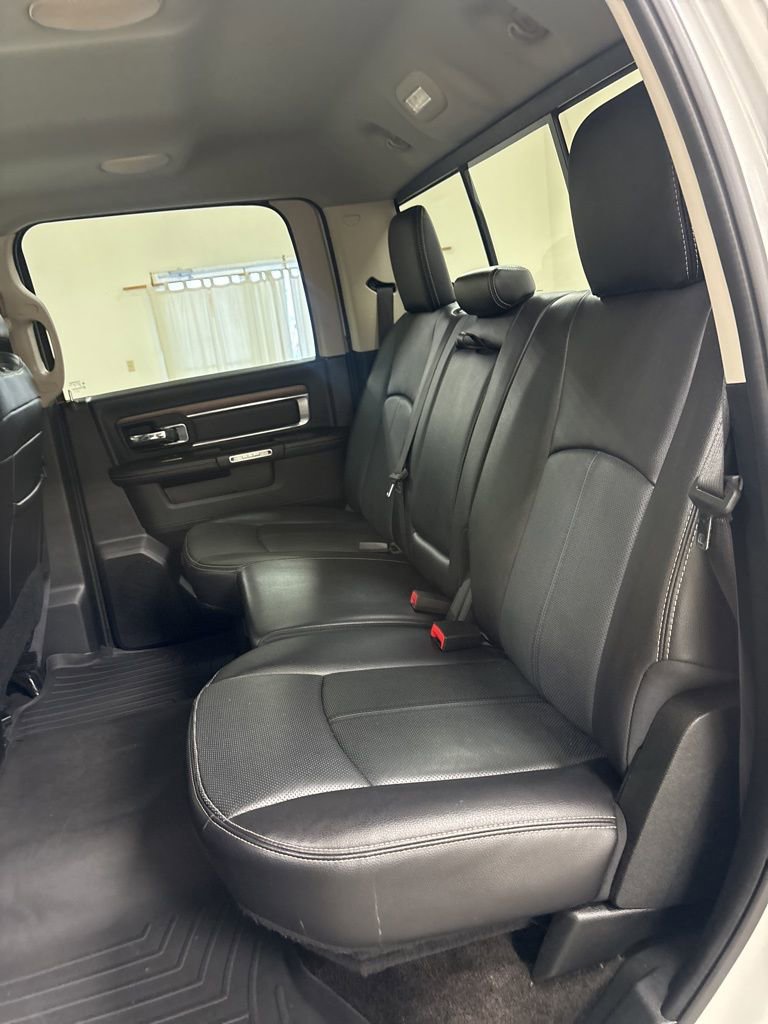 Used 2018 RAM 1500 Laramie w/ Convenience Group AWD/4WD image 22