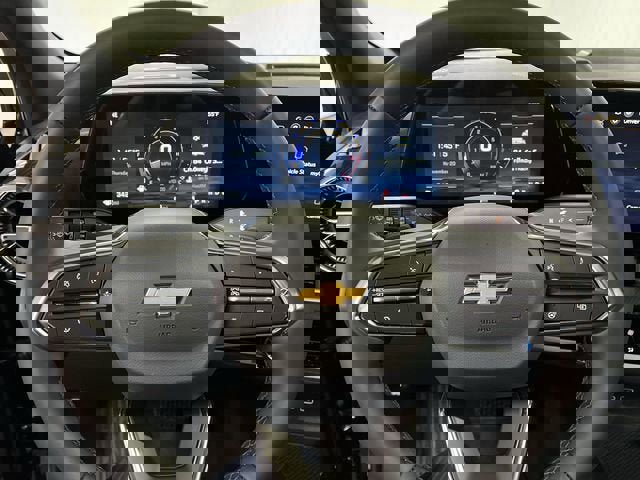 New 2026 Chevrolet Equinox LT w/ Convenience Package II image 11