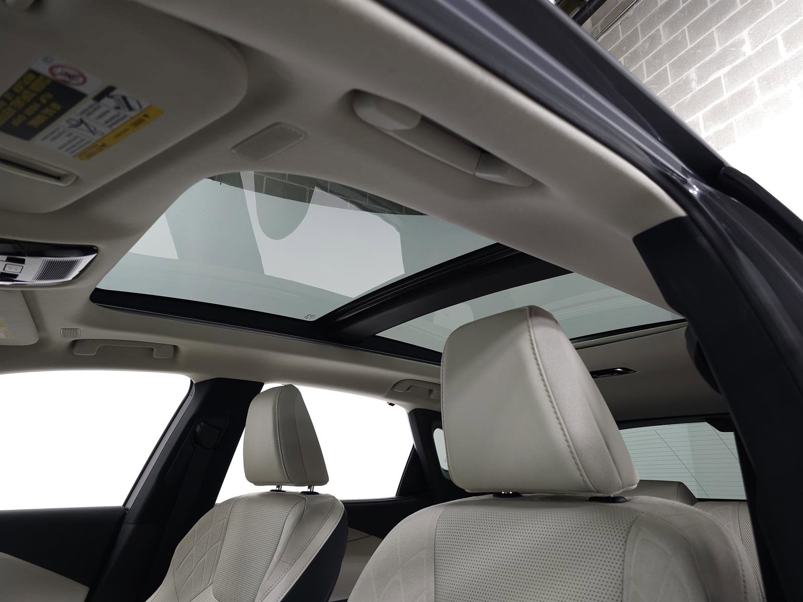 Certified 2023 Lexus RX 350 w/ Accessory Package (Z1) image 16