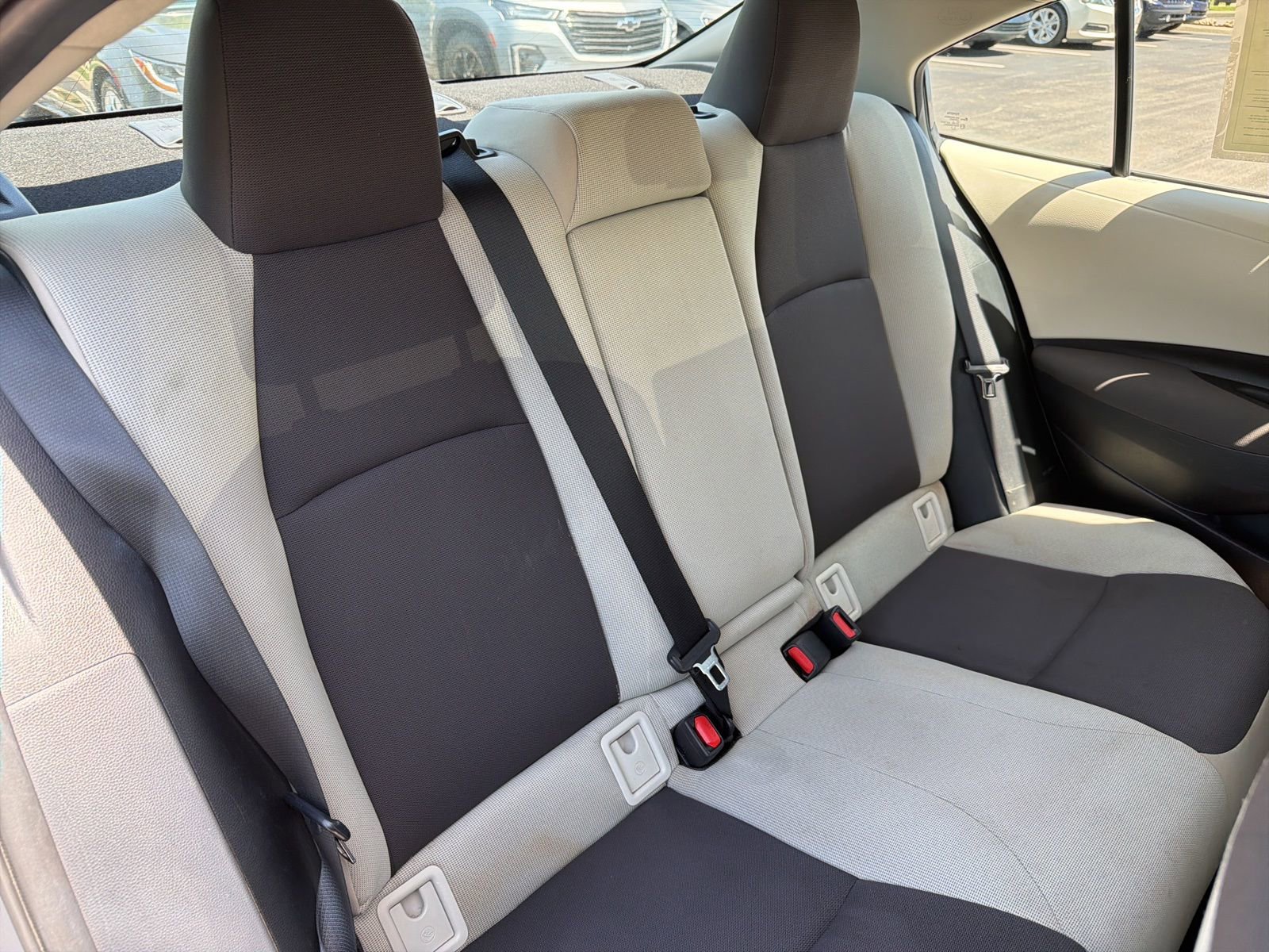 Used 2023 Toyota Corolla LE image 27