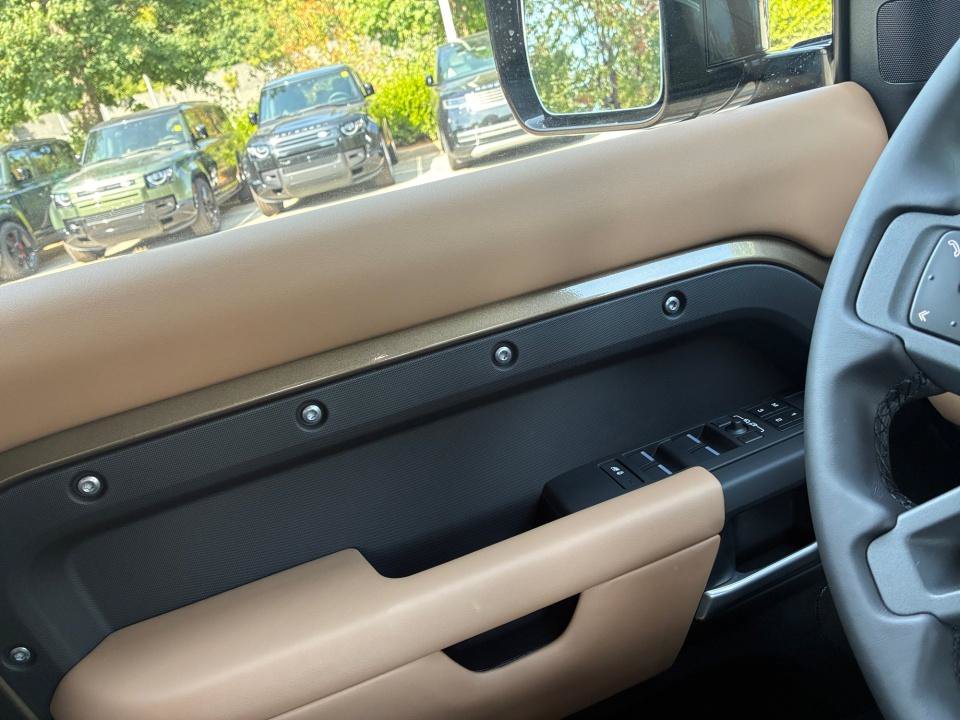 New 2026 Land Rover Defender 110 S AWD/4WD image 32