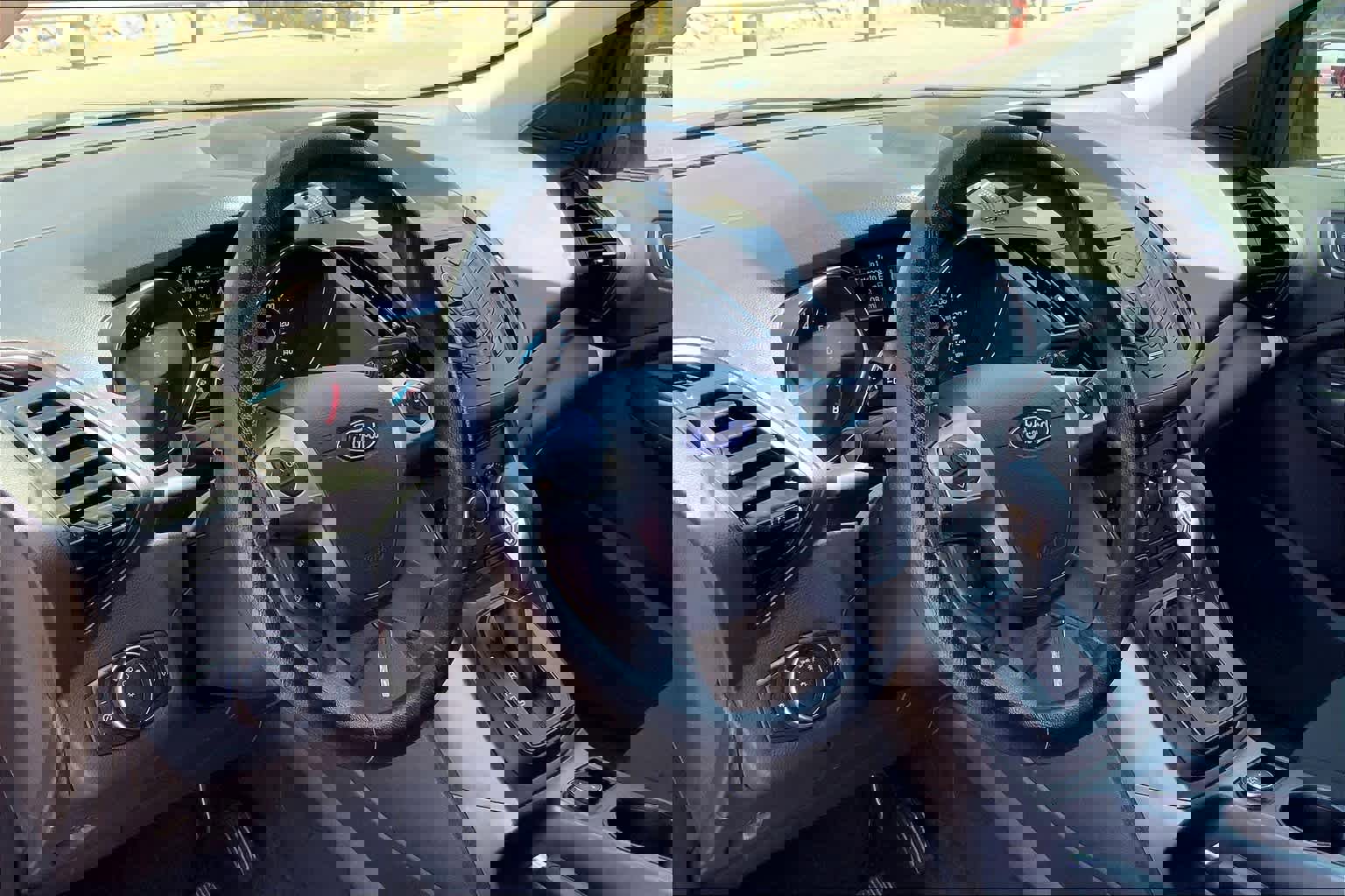 Used 2016 Ford Escape S FWD image 18