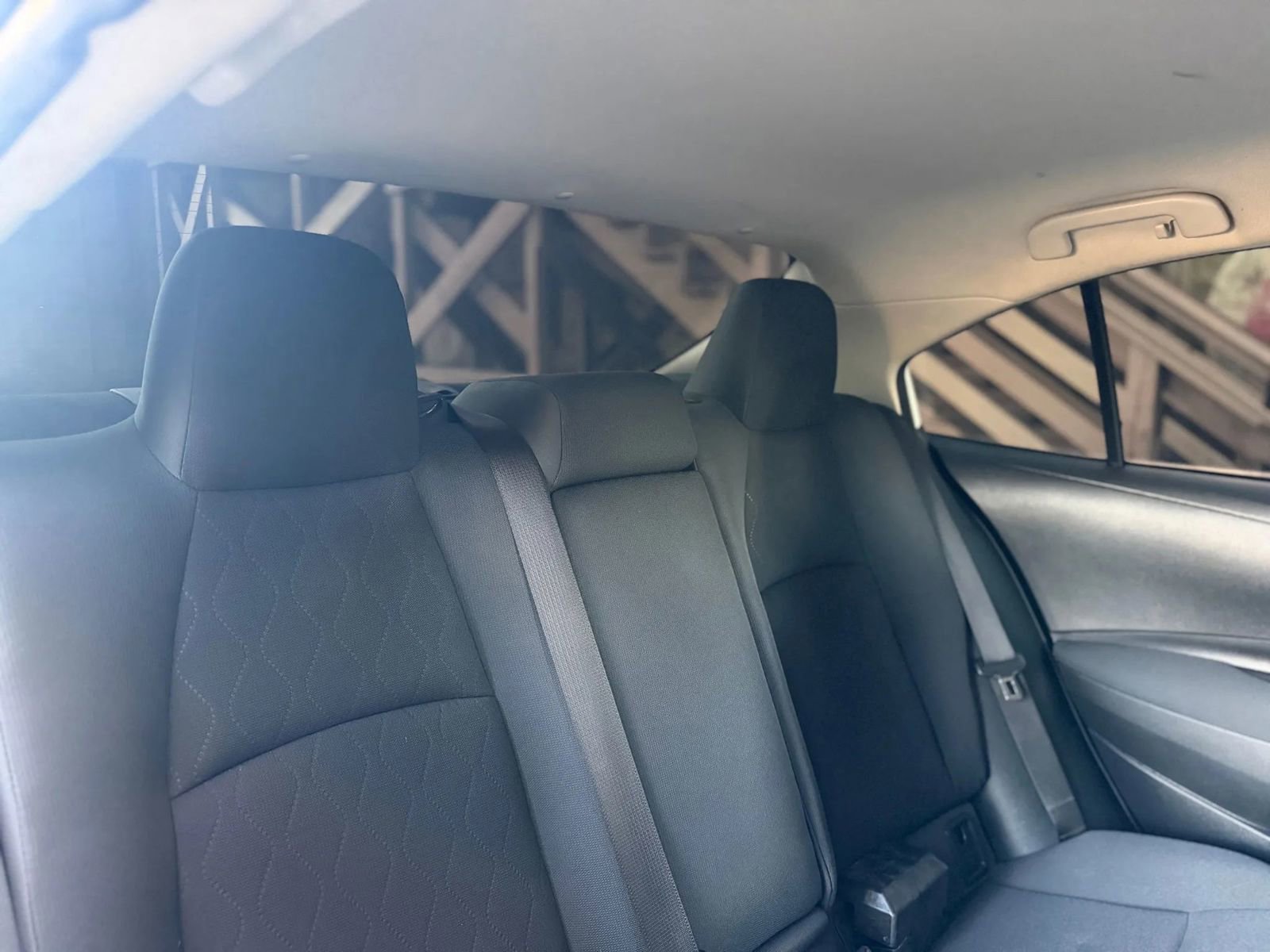 Used 2020 Toyota Corolla LE image 23