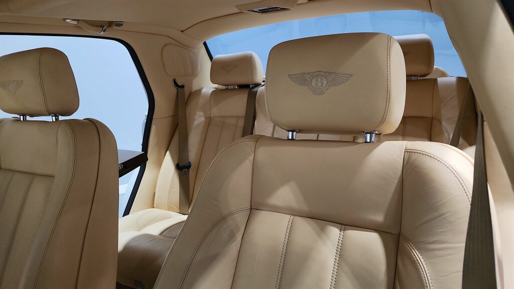 Used 2003 Bentley Arnage R RWD image 28