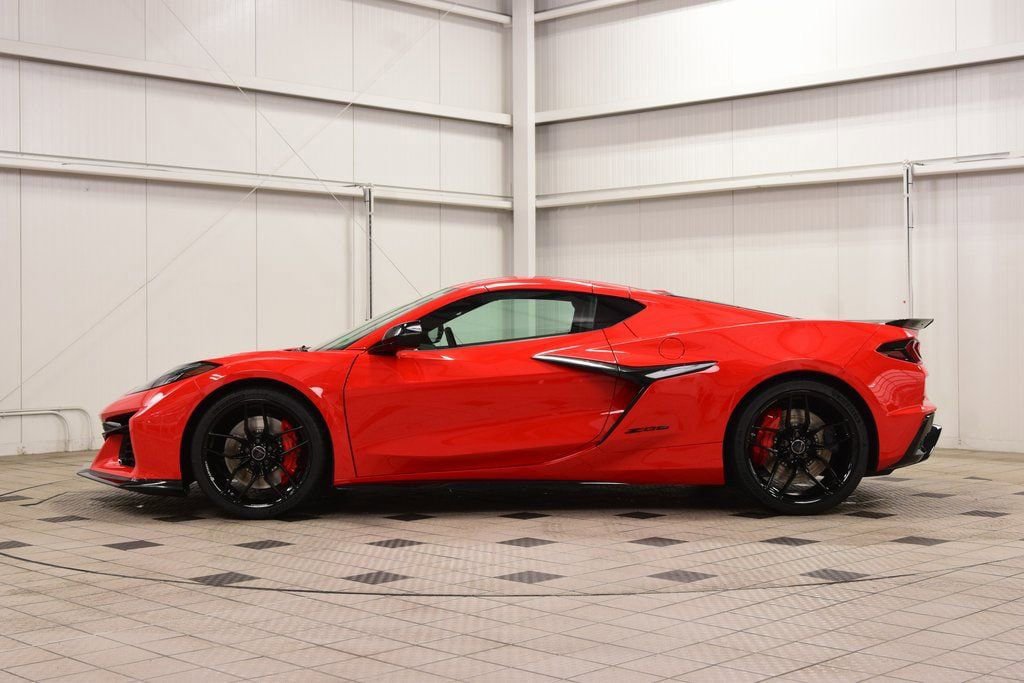 New 2026 Chevrolet Corvette Z06 w/ Stealth Interior Trim Package image 4