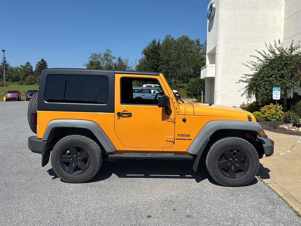 Used 2012 Jeep Wrangler Sport AWD/4WD image 4