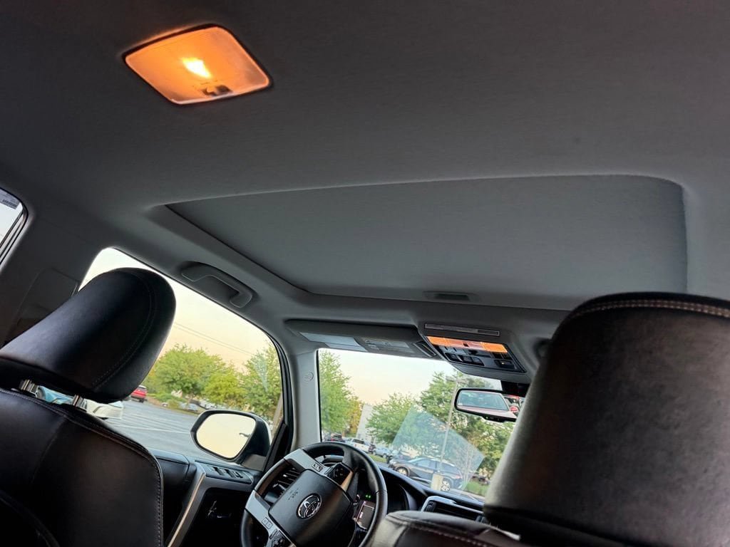 Used 2021 Toyota 4Runner SR5 Premium w/ Moonroof Package AWD/4WD image 18