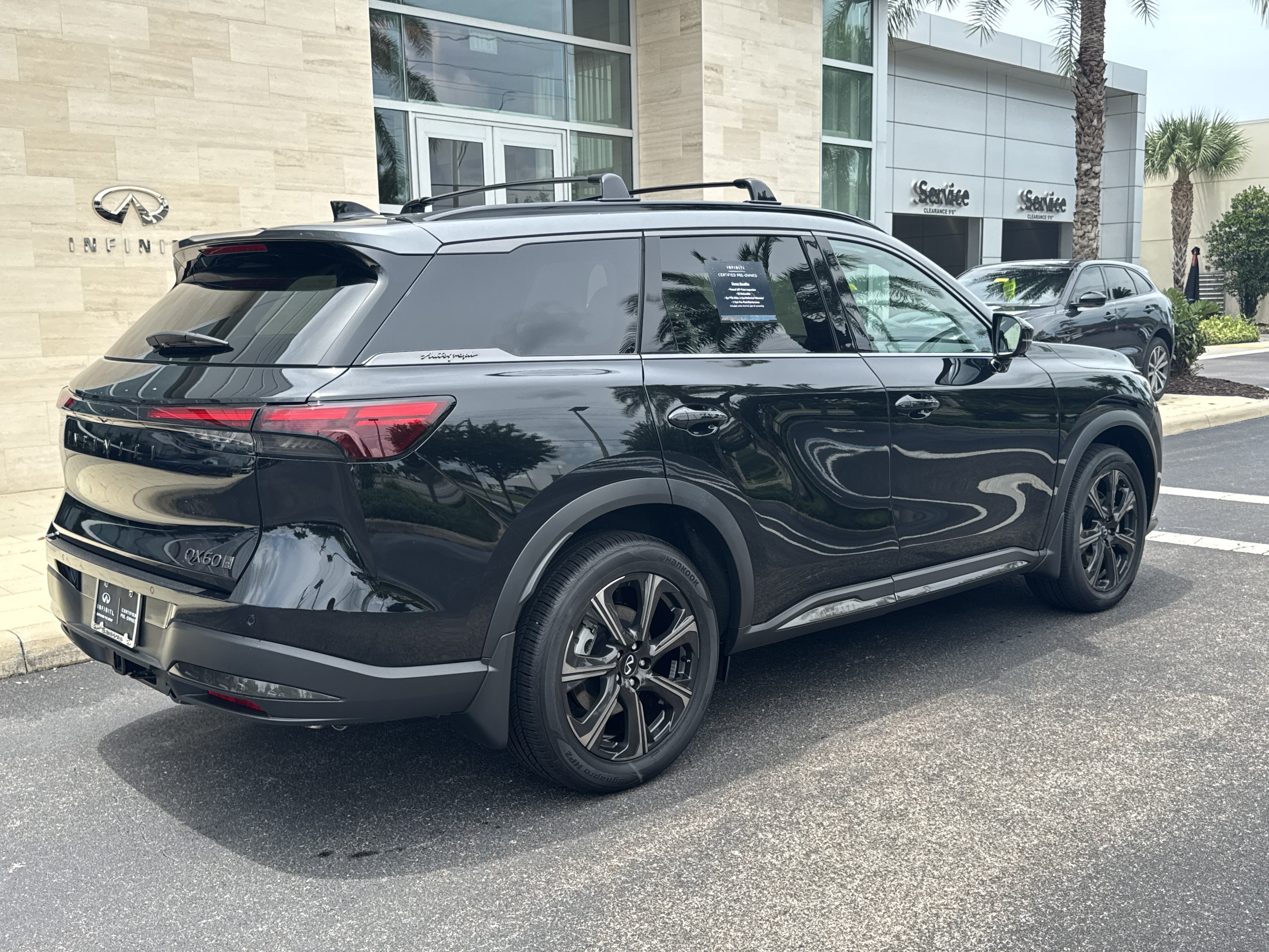 Certified 2026 INFINITI QX60 Autograph w/ Dark Cargo Package AWD/4WD image 4