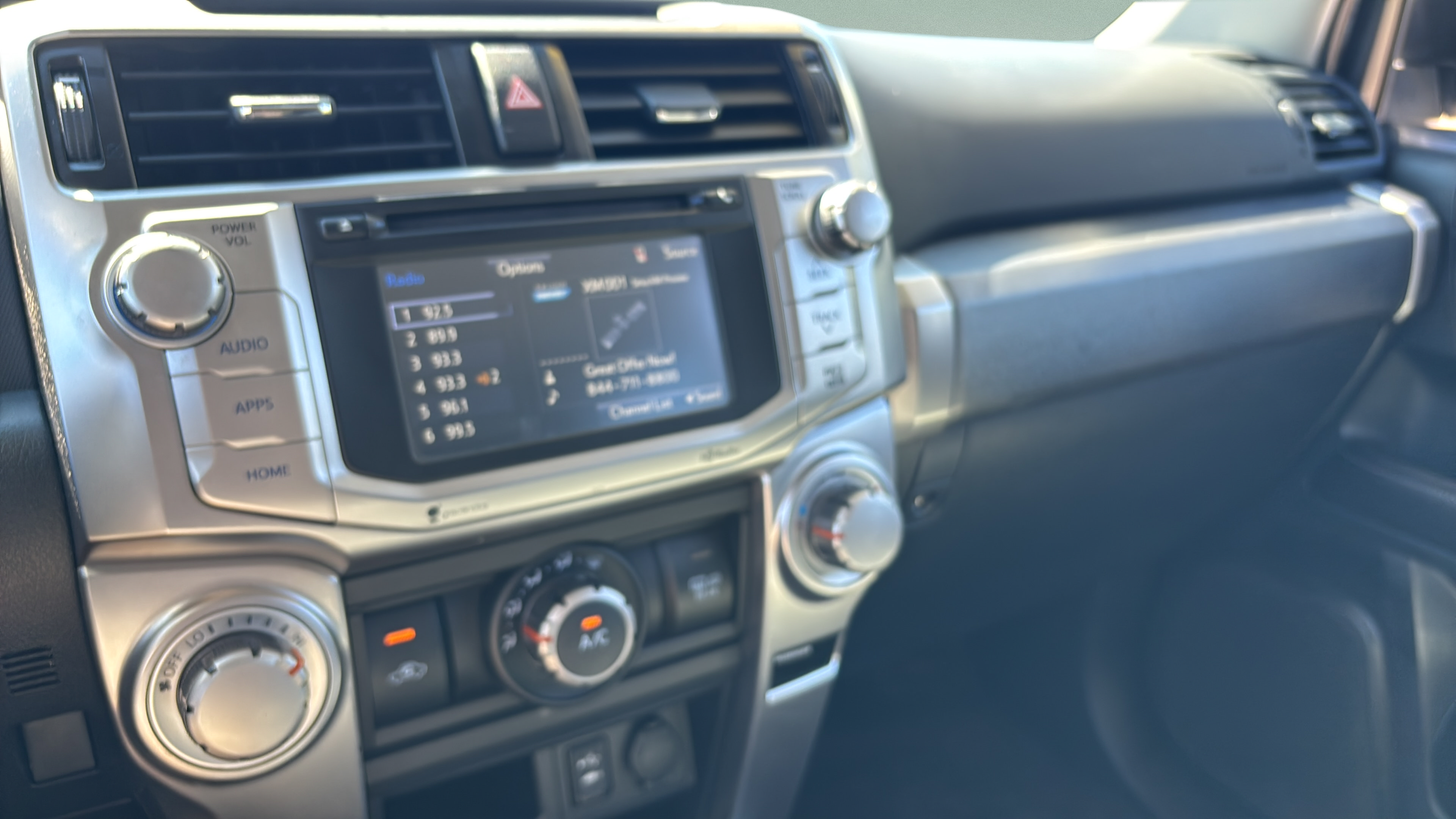 Used 2015 Toyota 4Runner SR5 RWD image 32