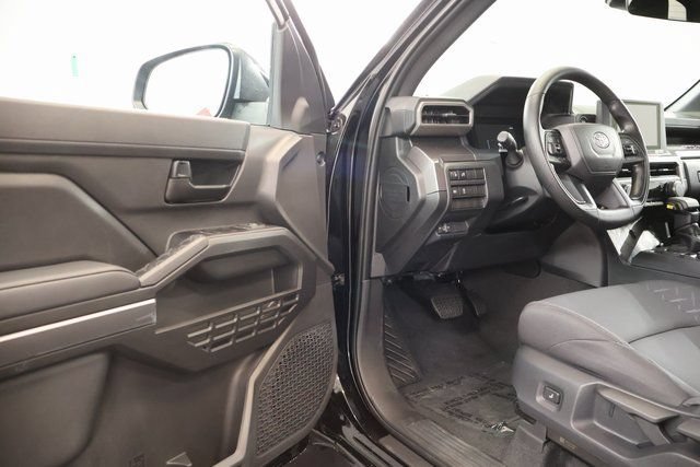 New 2026 Toyota Tacoma SR5 AWD/4WD image 7