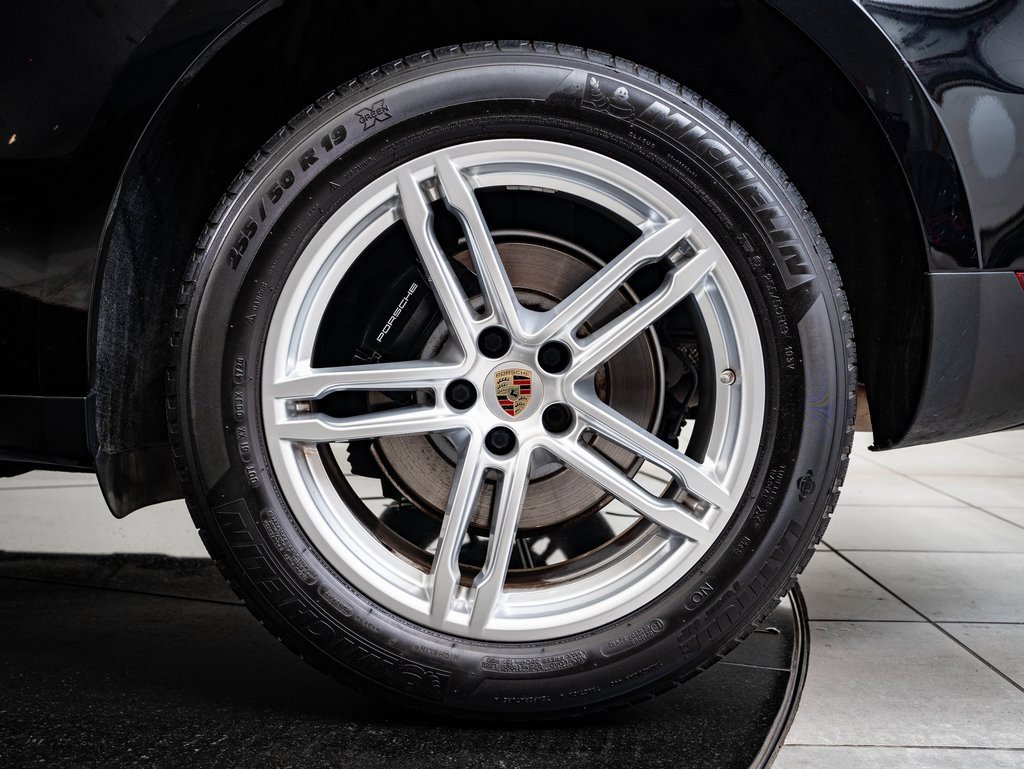 Used 2018 Porsche Macan image 12