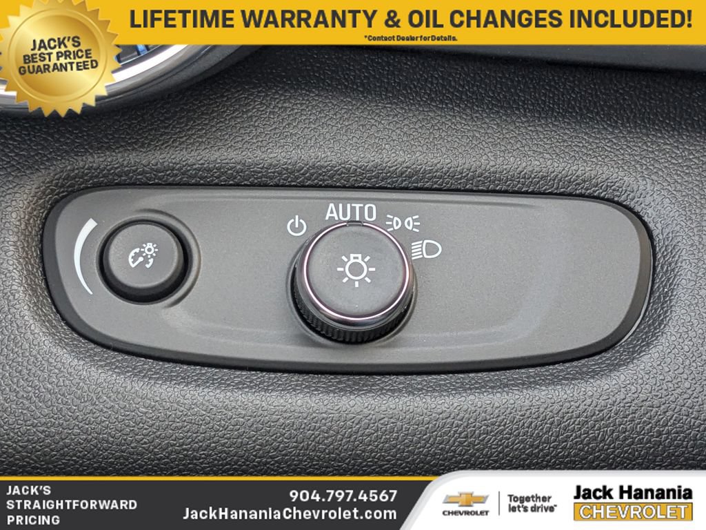 New 2026 Chevrolet Trax LT w/ Driver Confidence Package FWD image 25