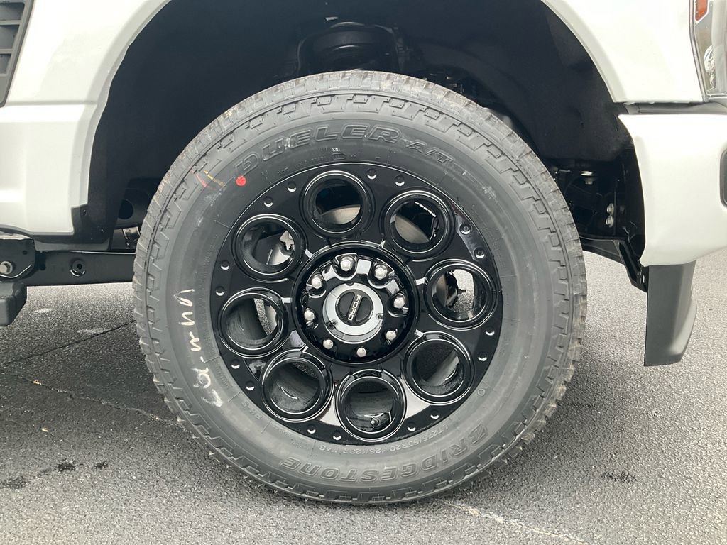 New 2026 Ford F250 Lariat w/ Black Appearance Package image 10