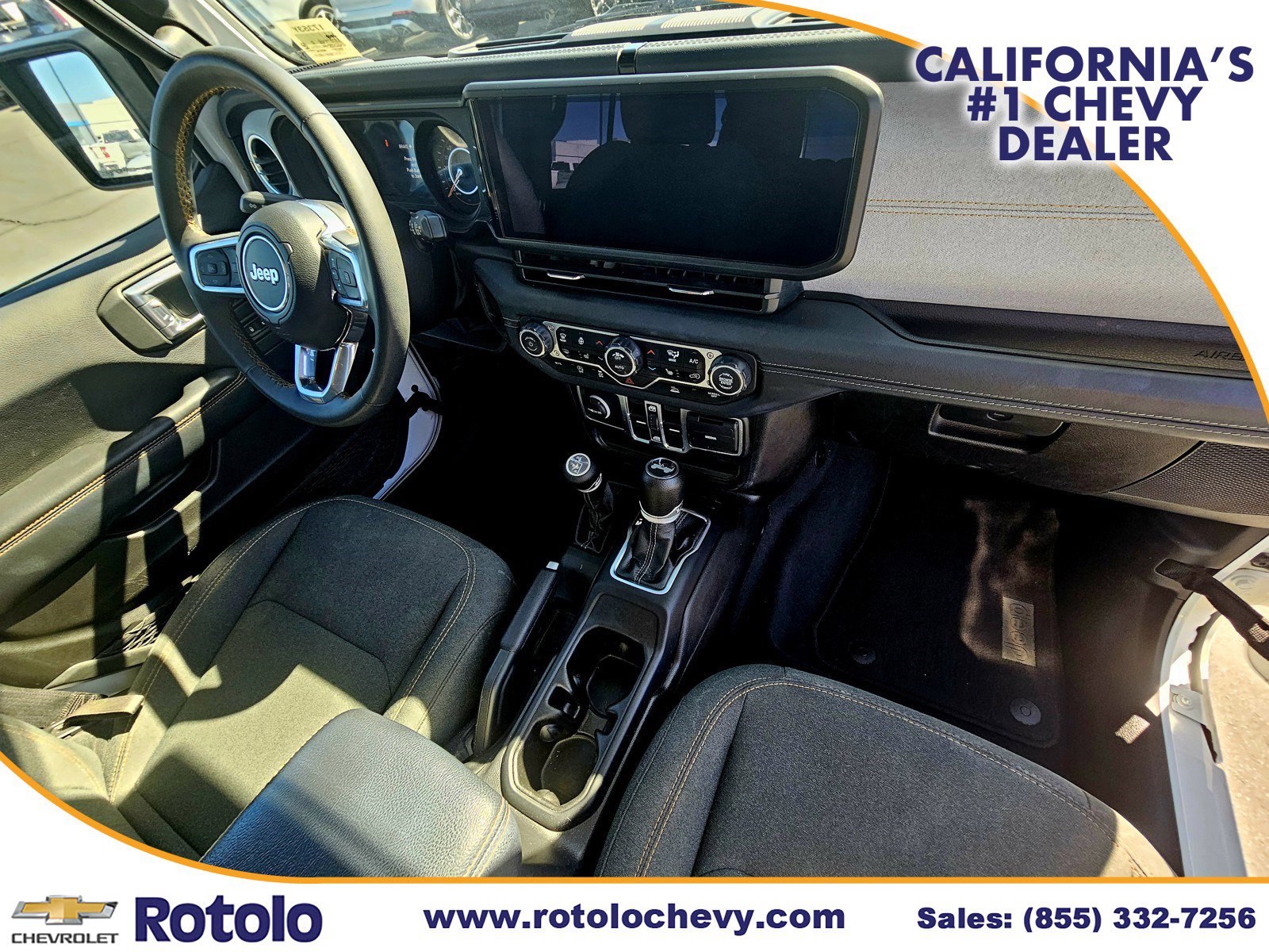 Used 2024 Jeep Wrangler Sahara image 9