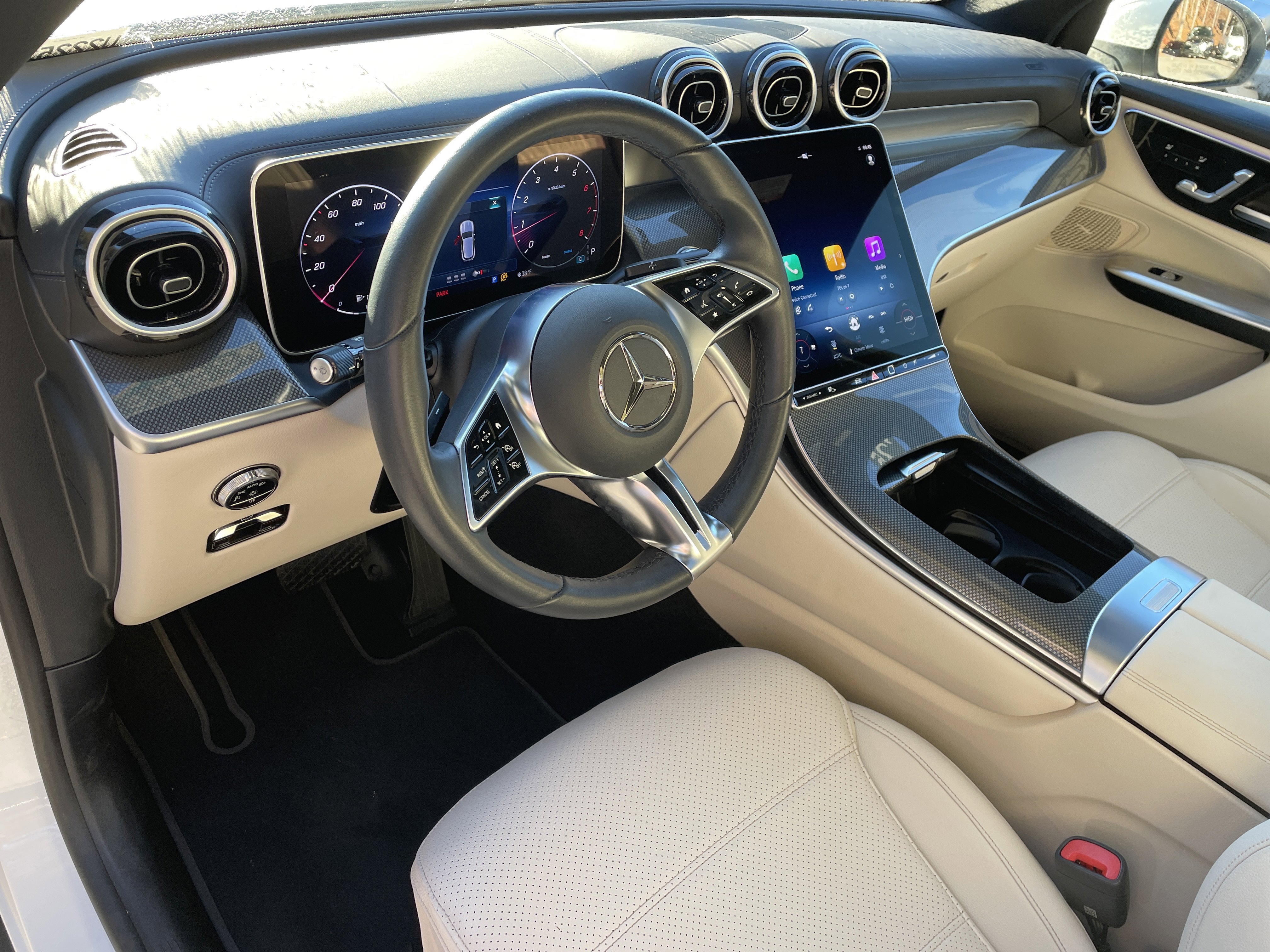 Certified 2025 Mercedes-Benz GLC 300 image 20