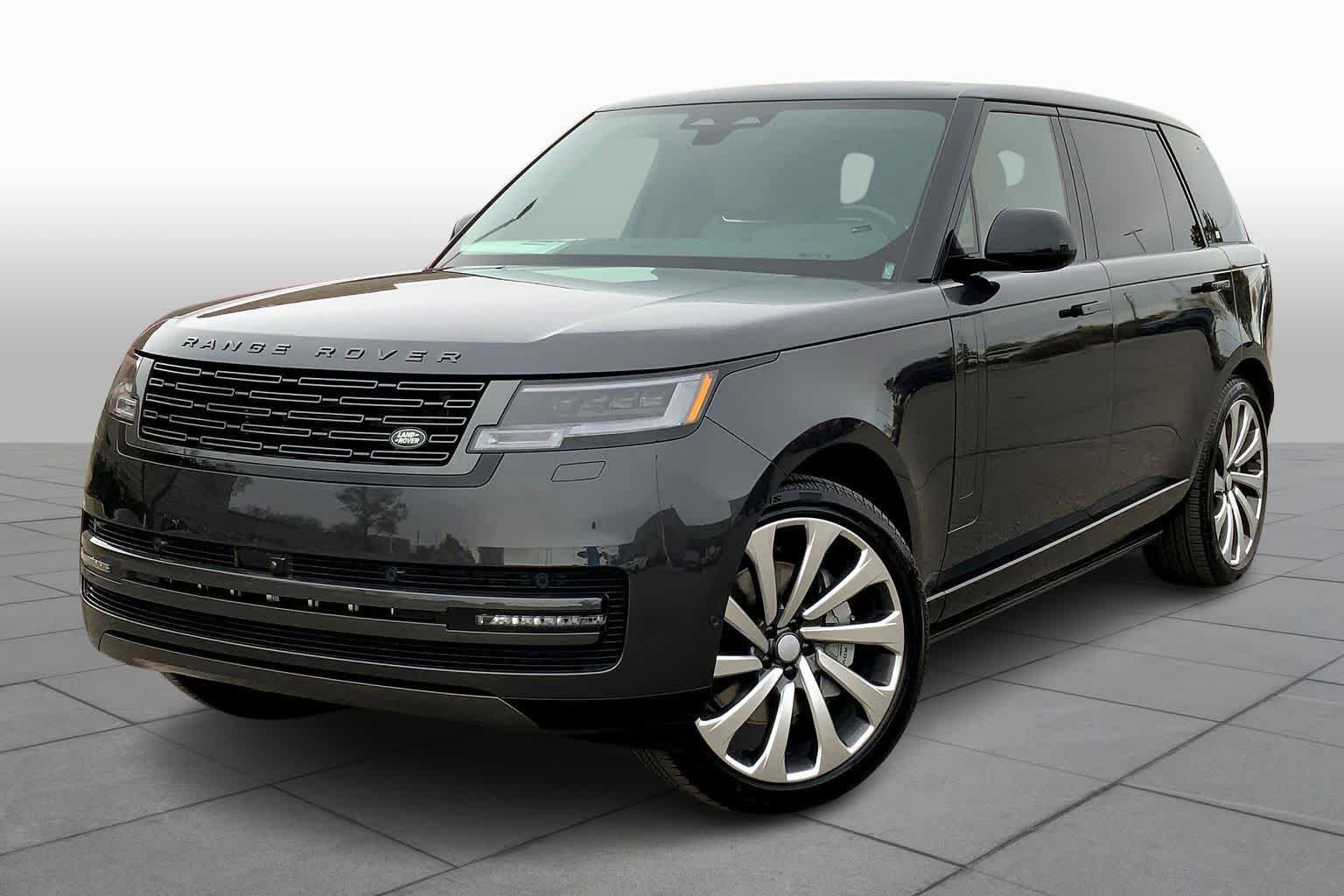 New 2025 Land Rover Range Rover Long Wheelbase SE