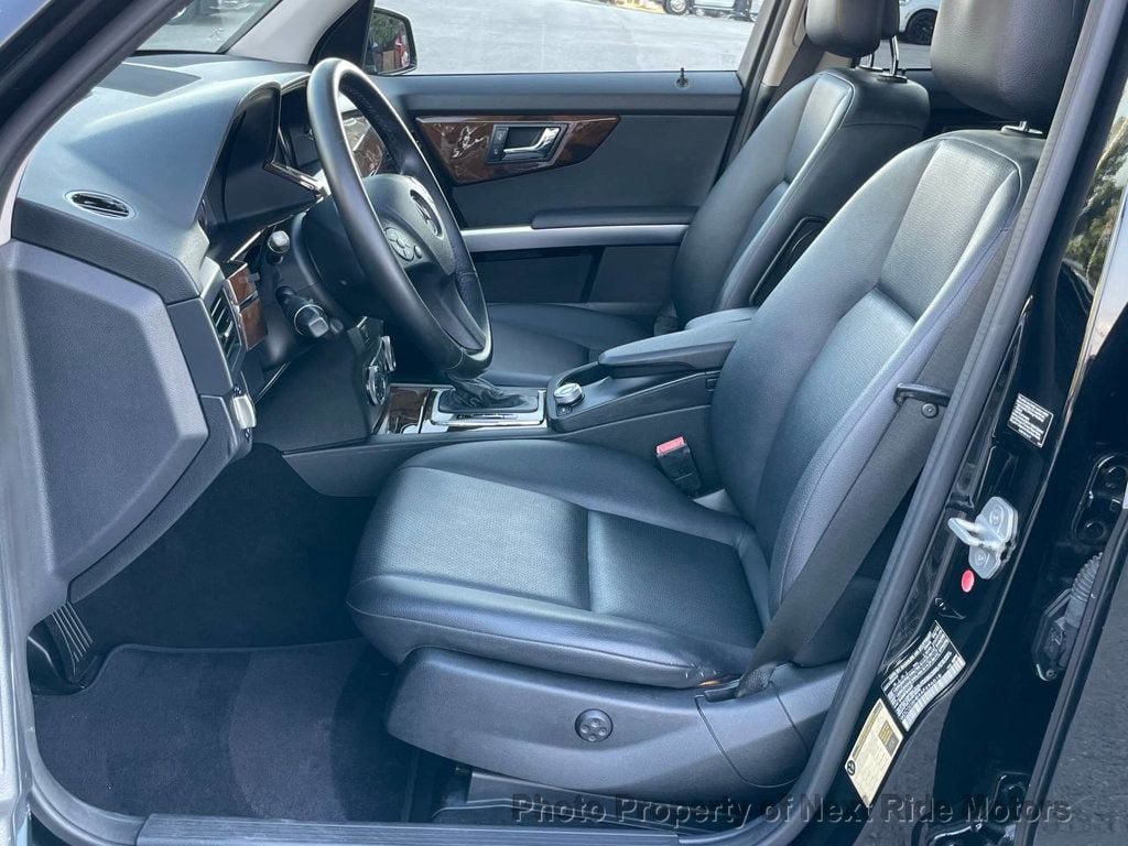 Used 2010 Mercedes-Benz GLK 350 4MATIC image 9