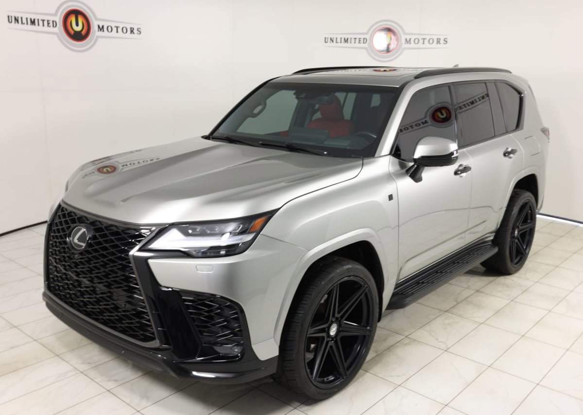 Used 2023 Lexus LX 600 F Sport w/ Accessory Package (Z1) AWD/4WD image 35