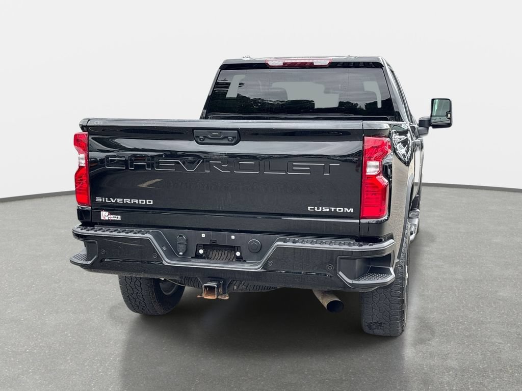 Used 2024 Chevrolet Silverado 2500 Custom w/ Custom Value Package AWD/4WD image 5