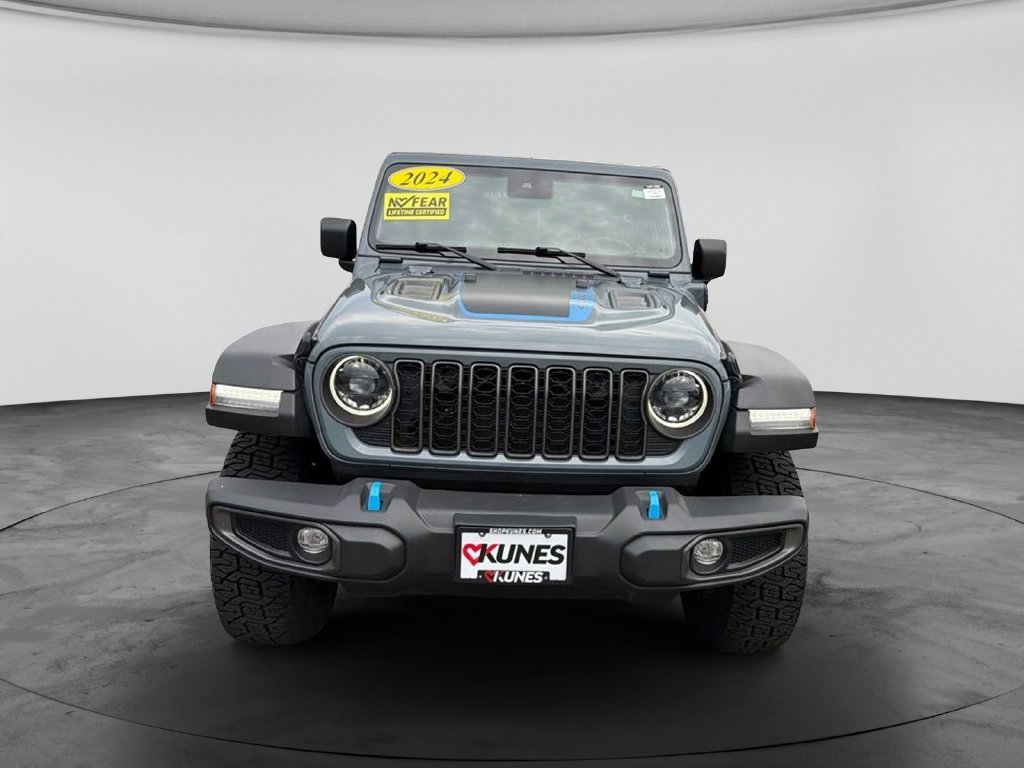 Used 2024 Jeep Wrangler Unlimited Rubicon 4xe AWD/4WD image 3