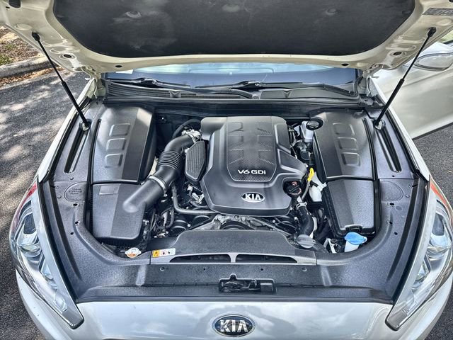 Used 2016 Kia K900 Luxury image 33