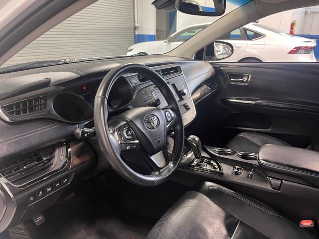 Used 2016 Toyota Avalon Limited w/ Toyota Safety Sense Package image 22