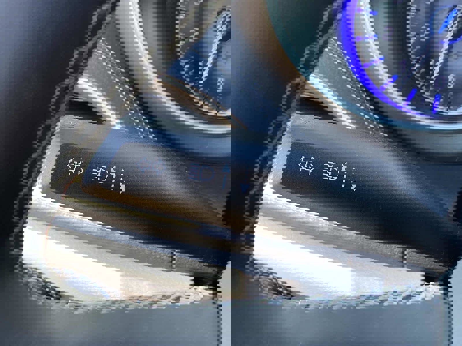 Certified 2022 Chrysler Pacifica Touring-L image 17