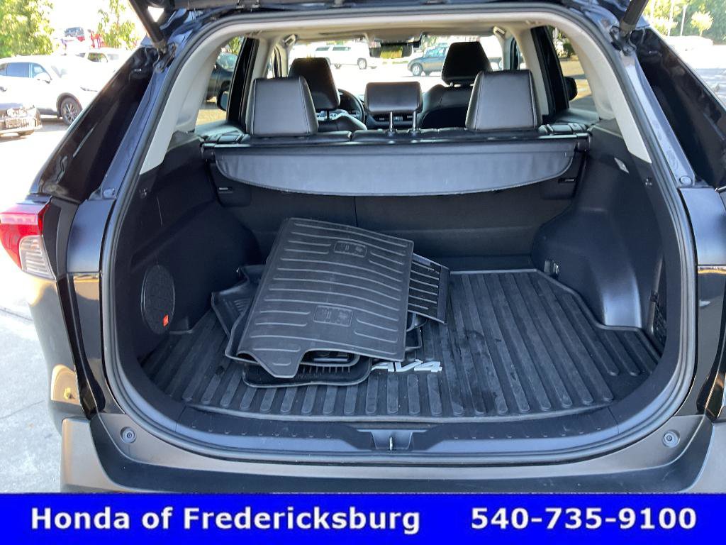 Used 2020 Toyota RAV4 Limited AWD/4WD image 23