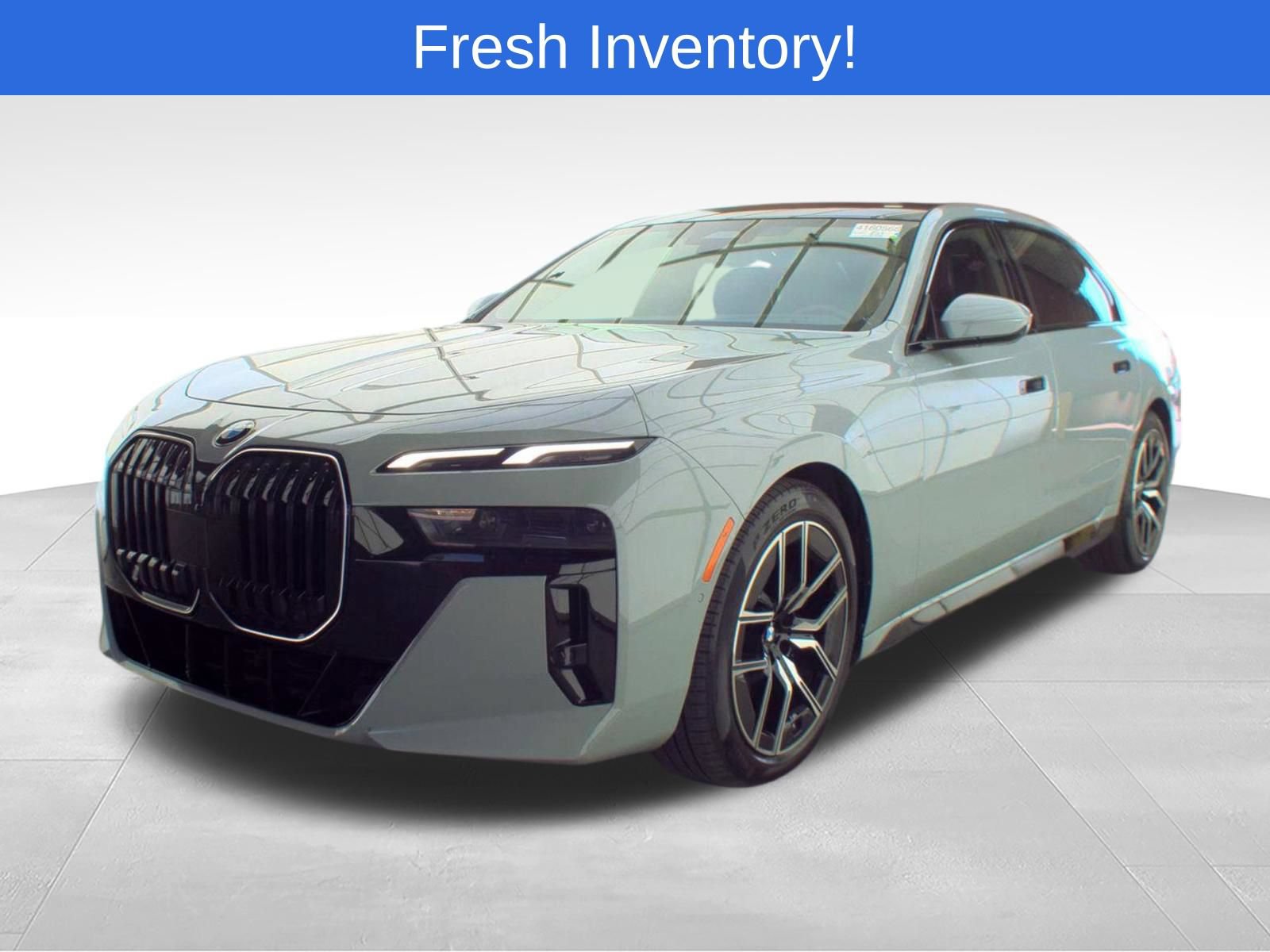 Used 2026 BMW 740i xDrive w/ Premium Package AWD/4WD image 1