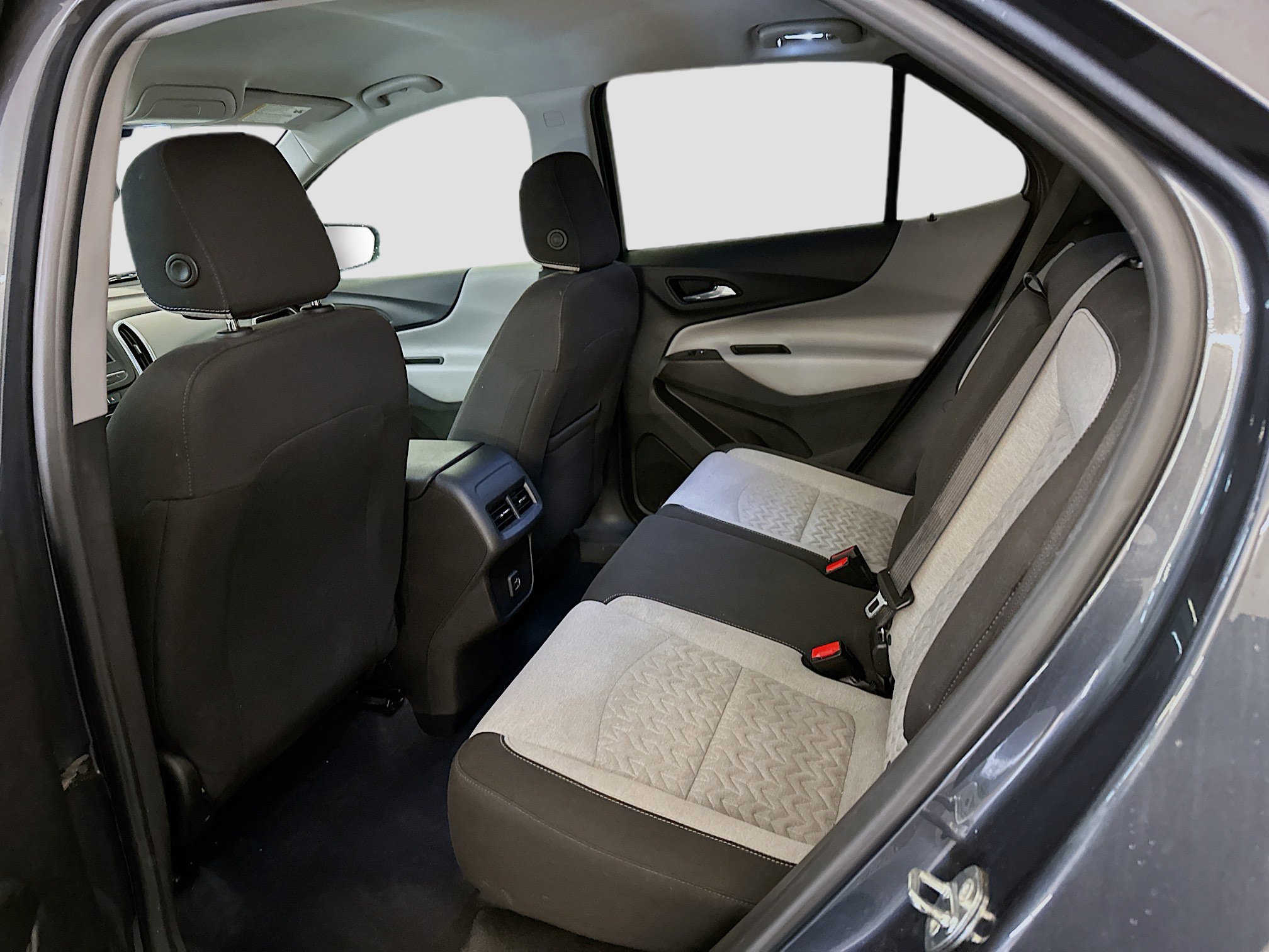 Used 2022 Chevrolet Equinox LT image 28