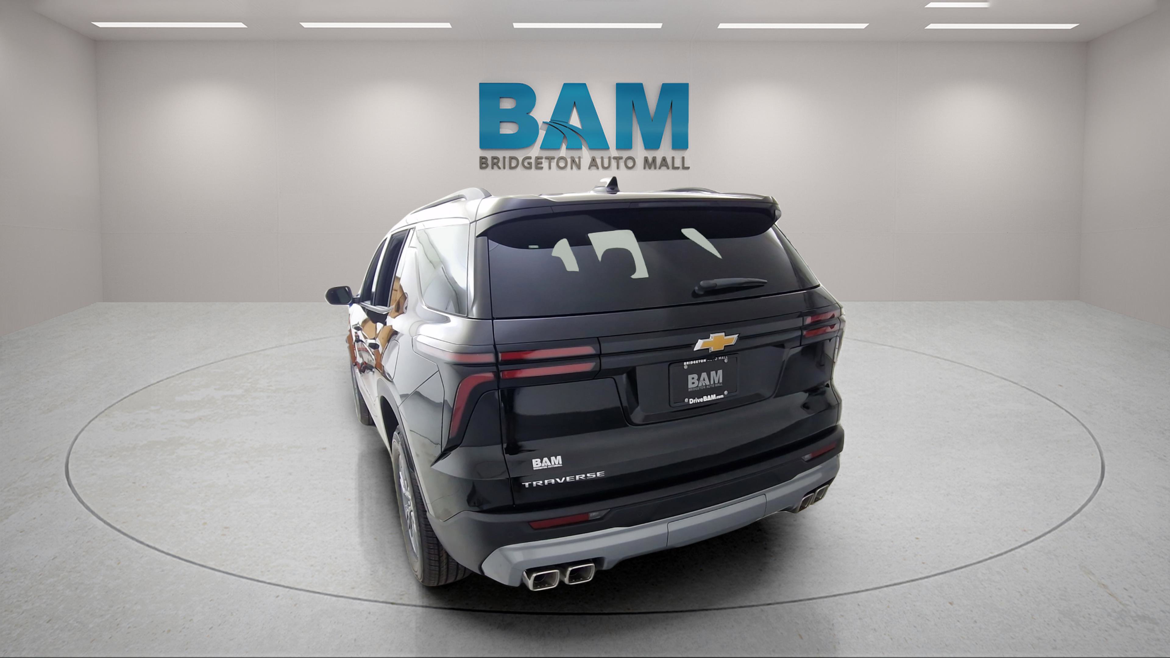 New 2026 Chevrolet Traverse LT w/ LPO, Floor Liner Package image 34