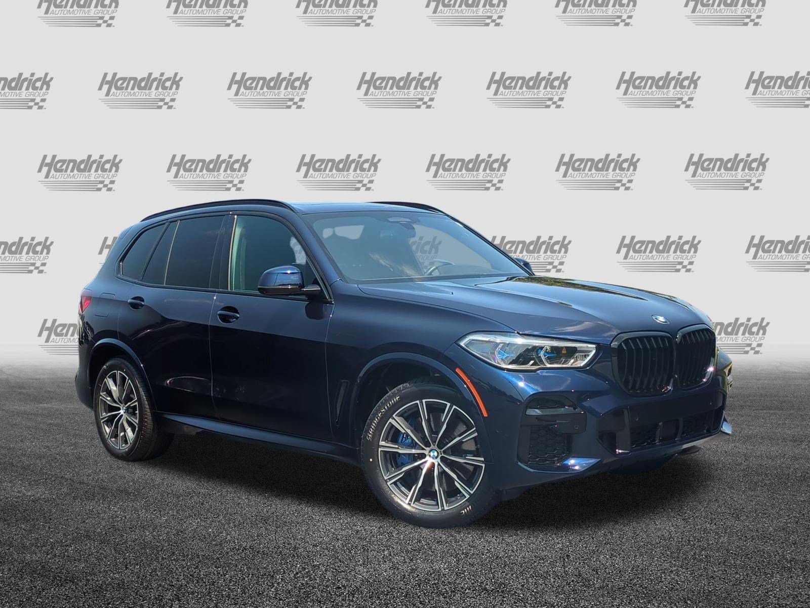 Used 2022 BMW X5 M50i w/ Executive Package AWD/4WD image 2