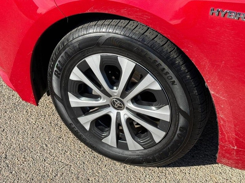 Used 2021 Toyota Corolla LE image 10