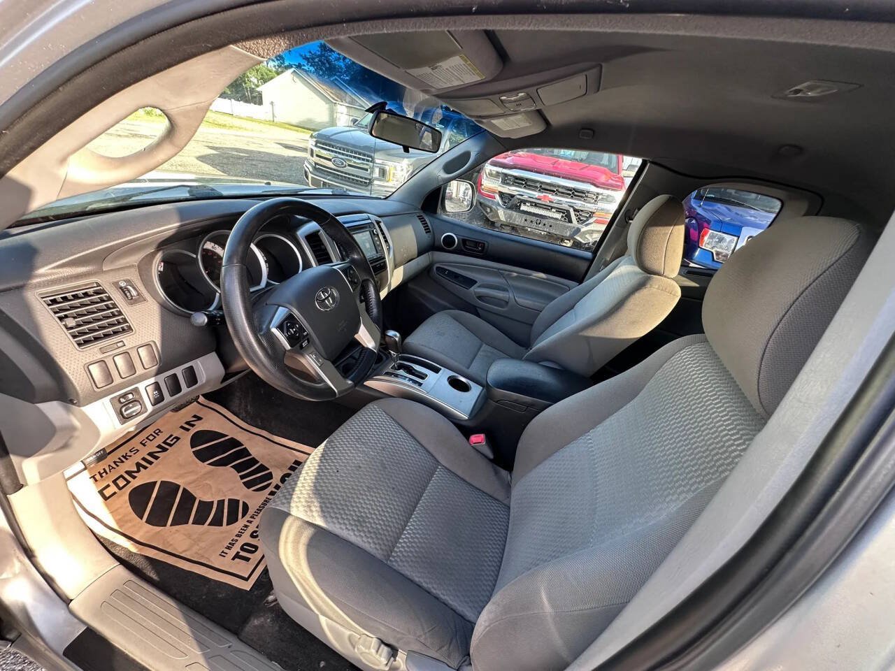 Used 2015 Toyota Tacoma 2WD Access Cab w/ SR5 Package image 9